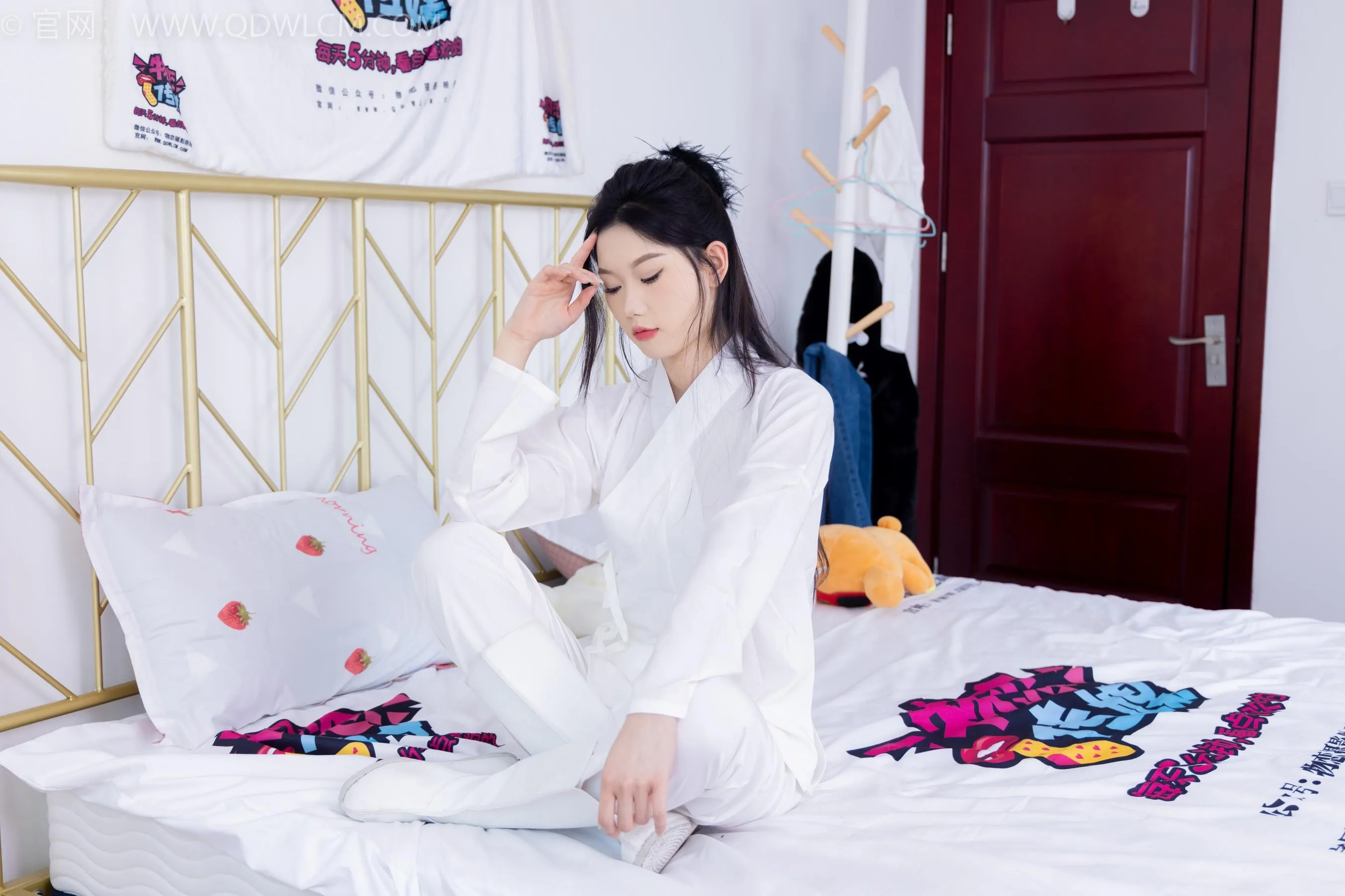 物恋传媒 NO.1586 小竹-纯白小仙女 [187P]插图2